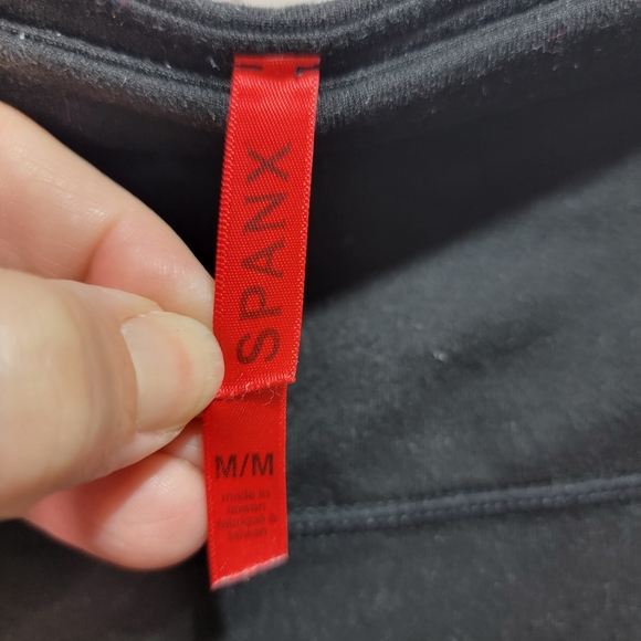 Spanx Shaping Women's Black Poly/Spandex Knit Leggings Pants Zip Pocket Size Med - Picture 4 of 9